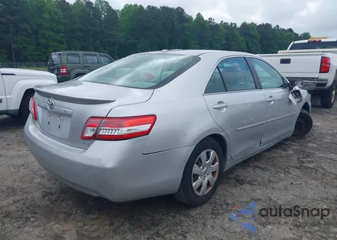 2011 Toyota Camry Le z USA, uszkodzony, nr VIN 4T1BF3EK3BU728485